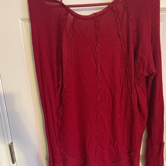 We The Free Red Catalina Thermal size small - Picture 6 of 9